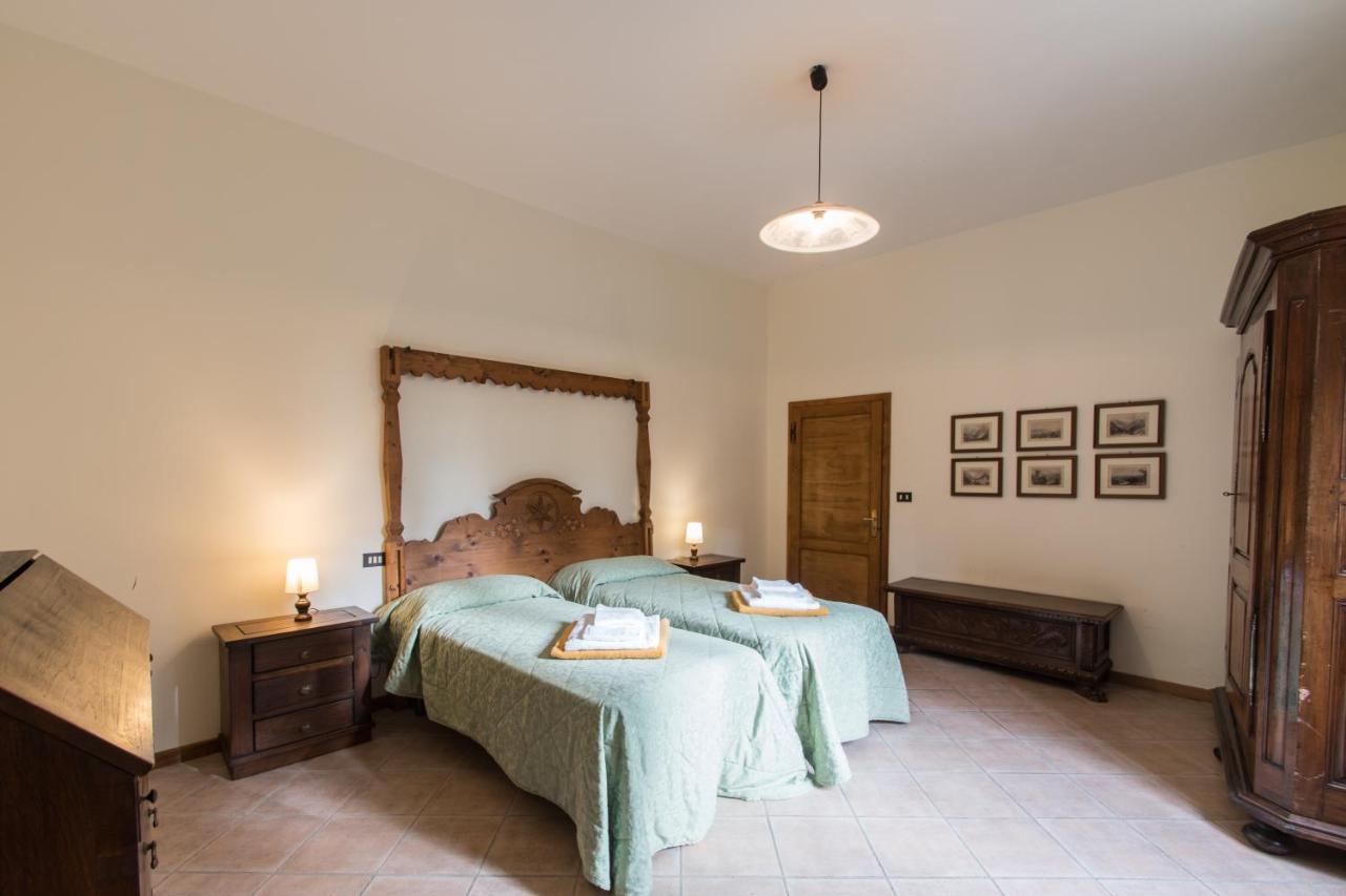 Casa Vacanze Villa Giusterna Monte Benichi Kültér fotó
